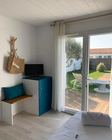 Guest house Clos Des Marais 3*