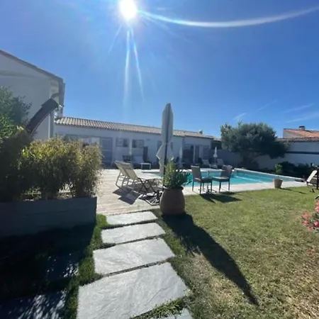 Clos Des Marais Guest house